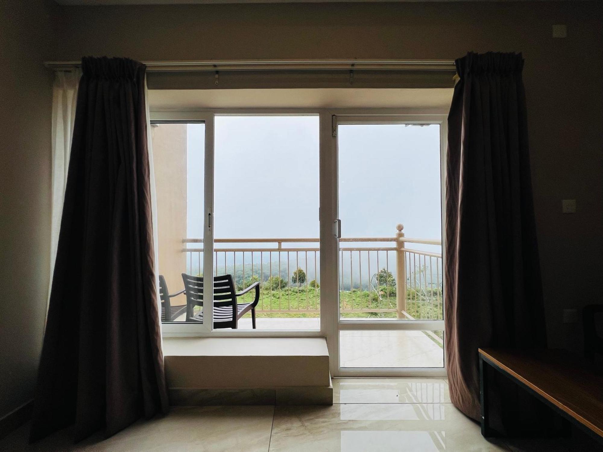 Ayur County Resort Chinnakanal Exterior photo
