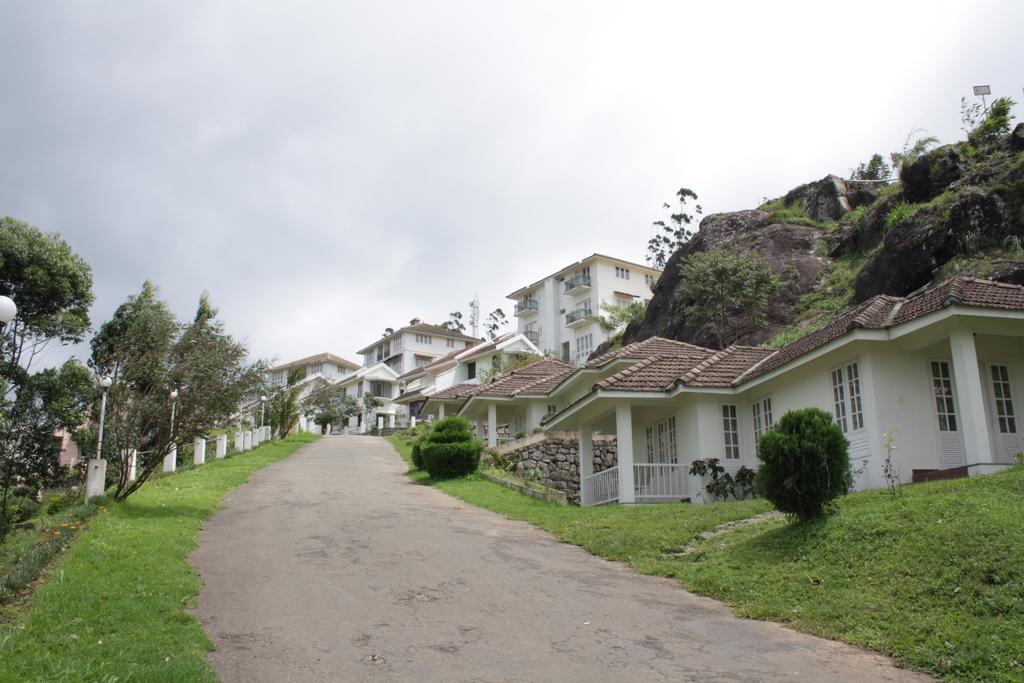 Ayur County Resort Chinnakanal Exterior photo