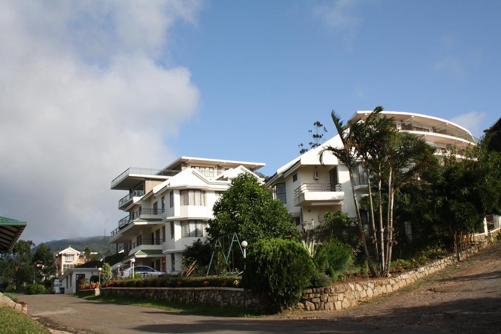 Ayur County Resort Chinnakanal Exterior photo